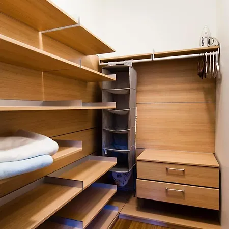 Aalto Toeoeloe Apartman
