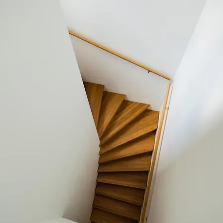 Aalto Toeoeloe *