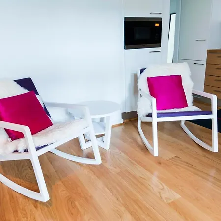 Aalto Toeoeloe Apartman *